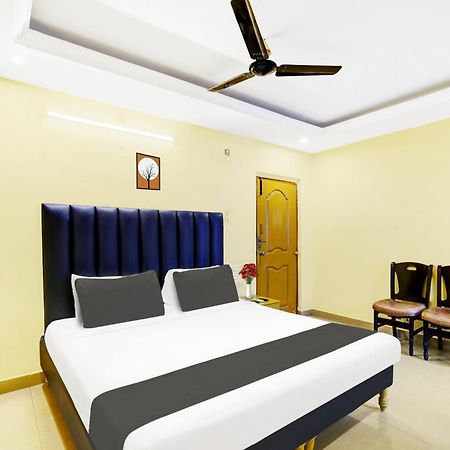 Super Hotel O Padmavathi Puram Near Railway Station Tirupati Eksteriør billede