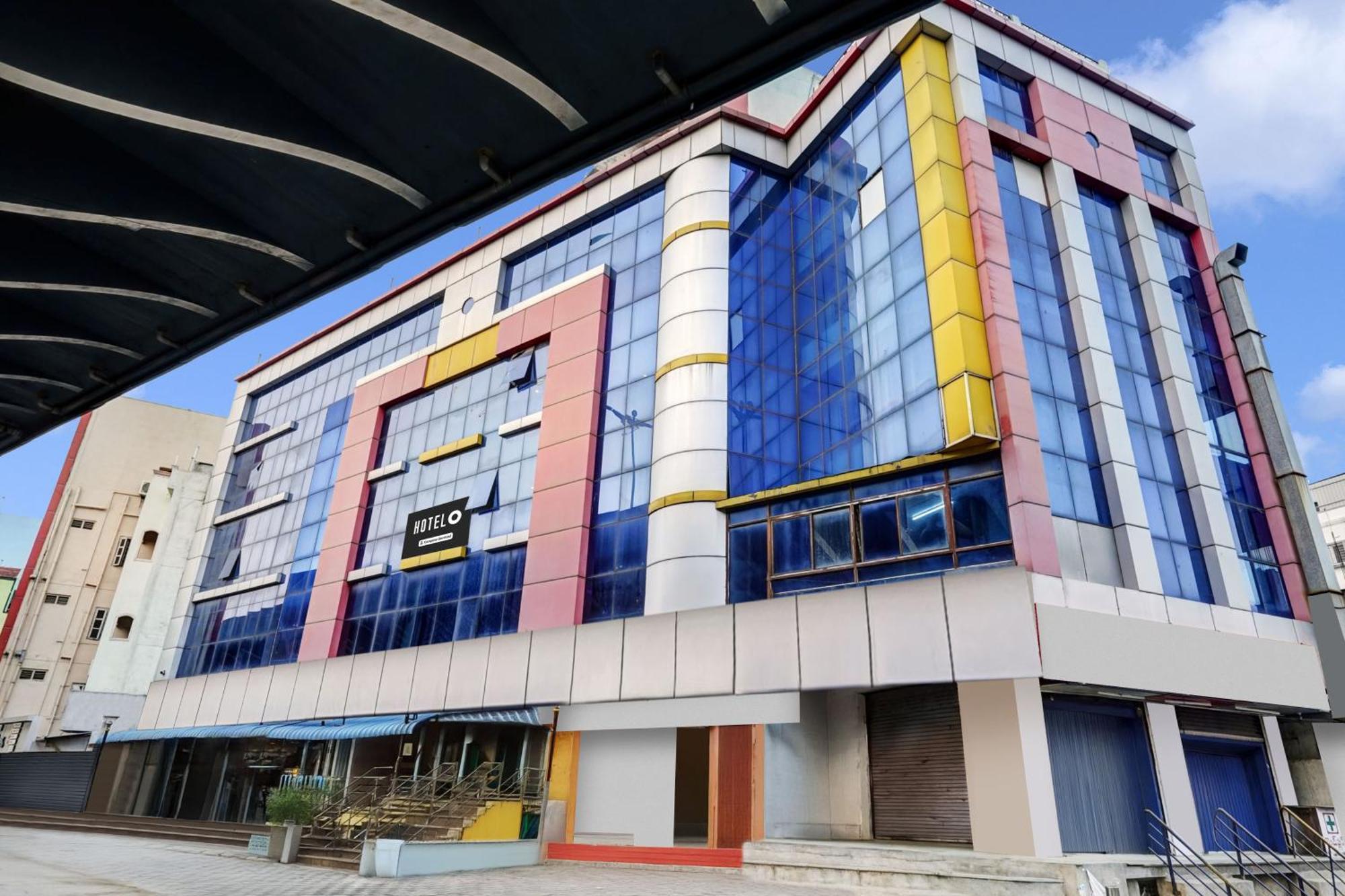 Super Hotel O Padmavathi Puram Near Railway Station Tirupati Eksteriør billede